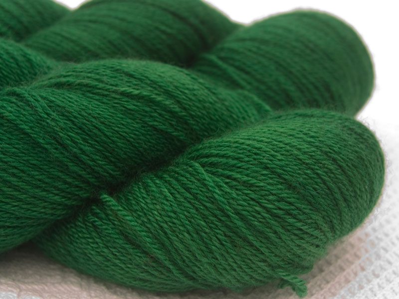 Green Bluefaced Leicester, silk & cashmere 4-ply yarn. Hand-dyed by Triskelion Yarn.